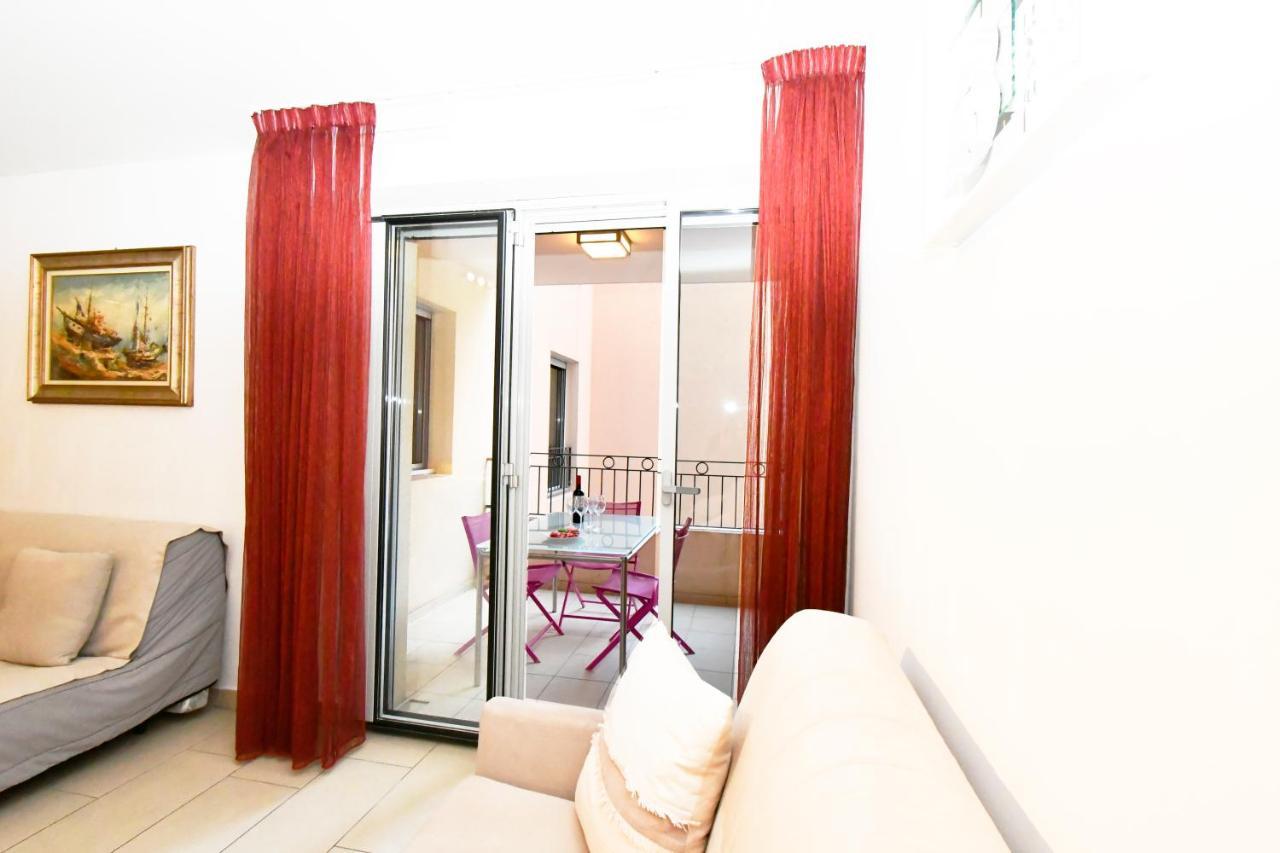 chez Antonella plage e palais de 1 a 12 personnes app 6 e 7 Cannes Extérieur photo